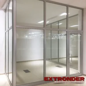 Extronder manutenção em esquadrias, portas e janelas de aluminio